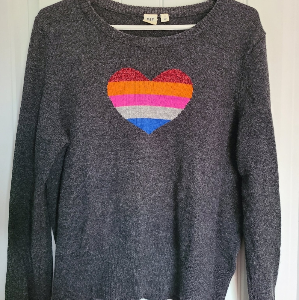 Women's GAP sweater
